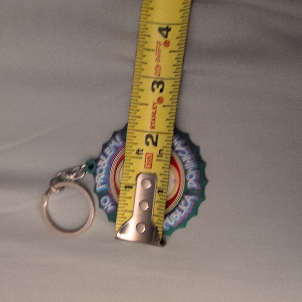 Presidente Bottle Cap Keychain - Picture 2 of 3